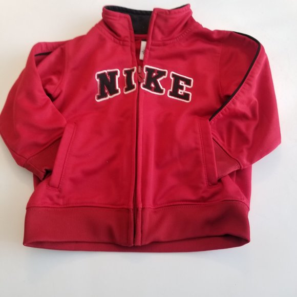 Nike Red Full Zip Kids Jacket Size 5 - Picture 3 of 3